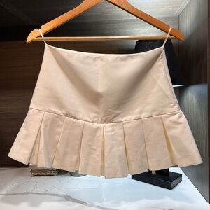 Zara Off-White Skort